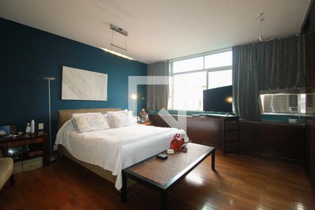 Apartamento à venda com 235m², 4 quartos e 1 vaga Apartamento à venda com 235m², 4 quartos e 1 vagaSuíte 1