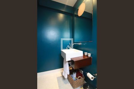 Apartamento à venda com 235m², 4 quartos e 1 vaga Apartamento à venda com 235m², 4 quartos e 1 vagaLavabo