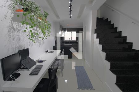 Casa à venda com 75m², 2 quartos e 1 vagaSala