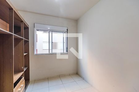 Quarto 1 de apartamento para alugar com 2 quartos, 51m² em Campo Novo, Porto Alegre