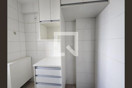 Cozinha de apartamento à venda com 3 quartos, 74m² em Graça, Belo Horizonte