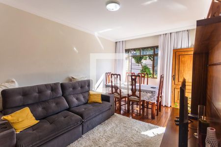 Sala de apartamento para alugar com 3 quartos, 90m² em Sagrada Família, Belo Horizonte