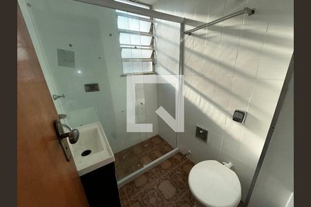 Banheiro de apartamento para alugar com 2 quartos, 47m² em Méier, Rio de Janeiro