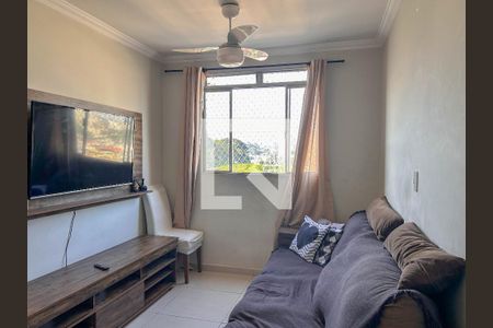 Sala de apartamento para alugar com 2 quartos, 45m² em Jardim Santo Elias, São Paulo