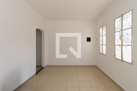 Sala de casa à venda com 2 quartos, 83m² em Vila Santa Terezinha (zona Norte), São Paulo