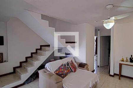 sala de apartamento para alugar com 2 quartos, 75m² em Taquara, Rio de Janeiro