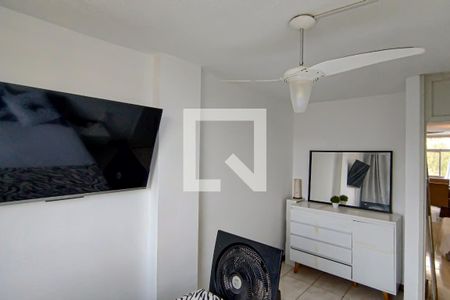 quarto 1 de apartamento para alugar com 2 quartos, 75m² em Taquara, Rio de Janeiro