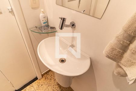 Lavabo de casa à venda com 3 quartos, 180m² em Jardim da Glória, São Paulo