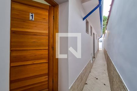 corredor de entrada de casa à venda com 6 quartos, 288m² em Vila Dom Pedro I, São Paulo