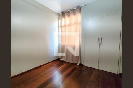 Quarto de apartamento à venda com 2 quartos, 80m² em Grajaú, Belo Horizonte