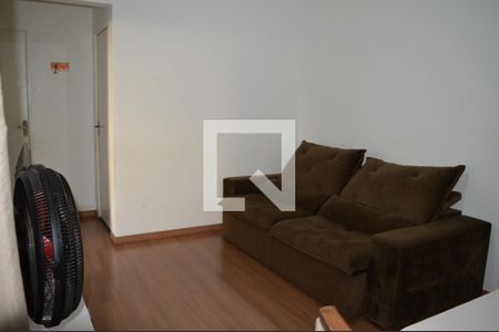 Sala de apartamento à venda com 2 quartos, 50m² em Ressaca, Contagem