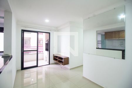 Sala de apartamento para alugar com 2 quartos, 48m² em Santa Maria, Osasco