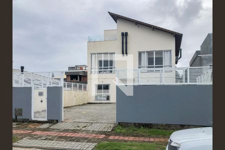 Fachada de kitnet/studio para alugar com 1 quarto, 37m² em Campeche Central, Florianópolis
