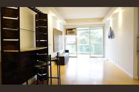 Sala de apartamento para alugar com 3 quartos, 96m² em Anil, Rio de Janeiro