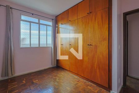 Quarto 2 de apartamento para alugar com 3 quartos, 80m² em Santa Efigênia, Belo Horizonte