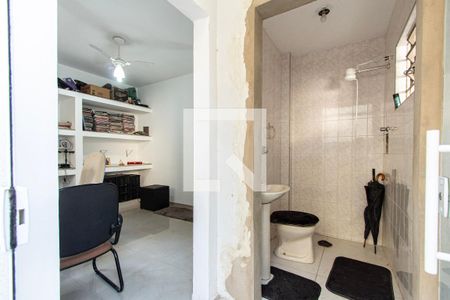 Casa para alugar com 250m², 5 quartos e 2 vagas Casa para alugar com 250m², 5 quartos e 2 vagasQuarto 1 Edícula