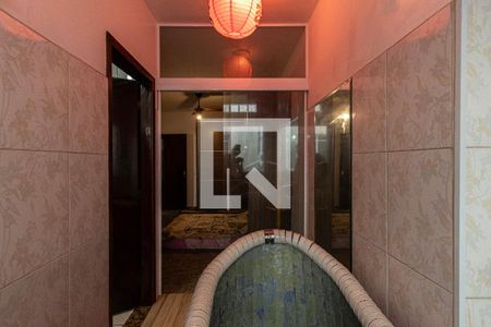 Casa para alugar com 250m², 5 quartos e 2 vagas Casa para alugar com 250m², 5 quartos e 2 vagasBanheiro Suíte