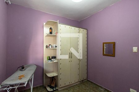 Casa para alugar com 250m², 5 quartos e 2 vagas Casa para alugar com 250m², 5 quartos e 2 vagasQuarto 2