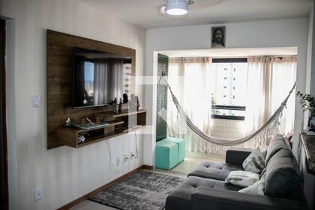 Sala  de apartamento para alugar com 1 quarto, 50m² em Armação, Salvador