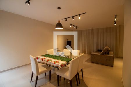 Sala de Jantar de casa à venda com 4 quartos, 160m² em Brooklin, São Paulo