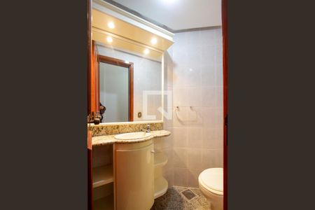 Lavabo de apartamento para alugar com 3 quartos, 172m² em Barra da Tijuca, Rio de Janeiro