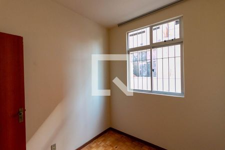 Quarto 2 de apartamento à venda com 3 quartos, 80m² em Sagrada Família, Belo Horizonte