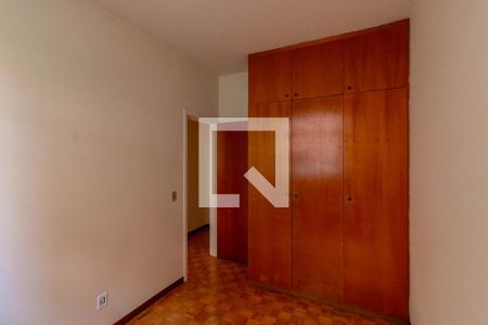 Quarto 1 de apartamento à venda com 3 quartos, 80m² em Sagrada Família, Belo Horizonte