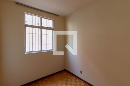 Quarto 1 de apartamento à venda com 3 quartos, 80m² em Sagrada Família, Belo Horizonte