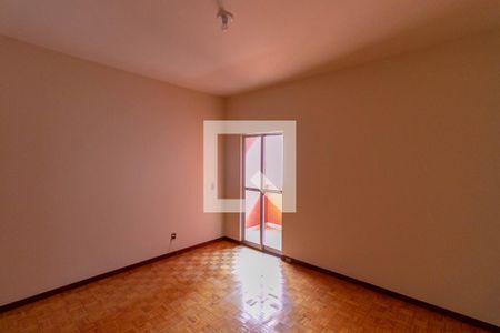 Sala de apartamento à venda com 3 quartos, 80m² em Sagrada Família, Belo Horizonte