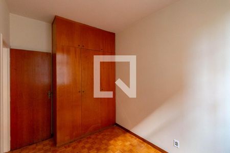 Quarto 1 de apartamento à venda com 3 quartos, 80m² em Sagrada Família, Belo Horizonte