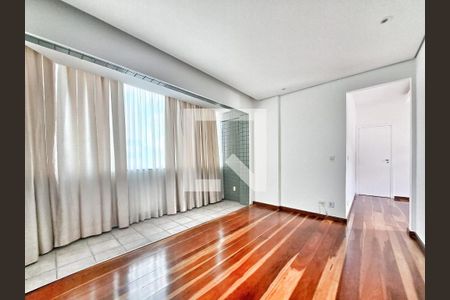 Sala de apartamento à venda com 3 quartos, 105m² em Buritis, Belo Horizonte