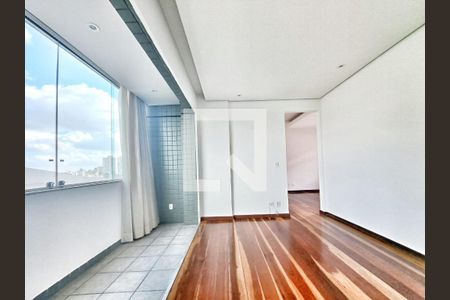 Sala de apartamento à venda com 3 quartos, 105m² em Buritis, Belo Horizonte