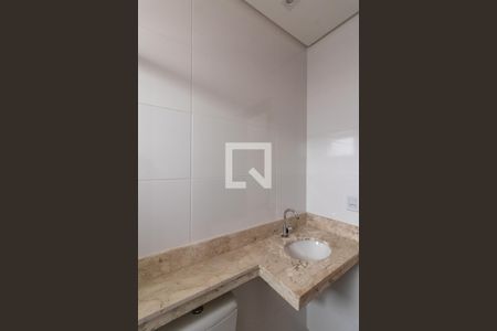 Banheiro de apartamento para alugar com 2 quartos, 50m² em Vila Constança, São Paulo