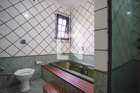 Banheiro Corredor de casa para alugar com 5 quartos, 267m² em Jardim Sabará, Porto Alegre