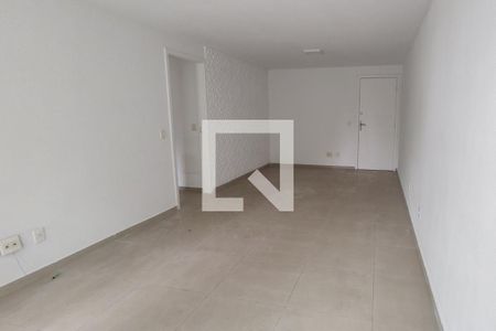 Sala de casa para alugar com 3 quartos, 120m² em Jardim Vinte E Cinco de Agosto, Duque de Caxias