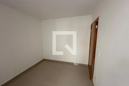 Dormitório 01 de apartamento para alugar com 2 quartos, 42m² em Chácaras Pedro Corrêa de Carvalho, Ribeirão Preto