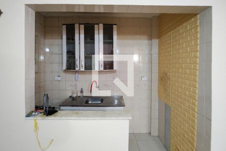 Sala de kitnet/studio para alugar com 1 quarto, 58m² em Solemar, Praia Grande