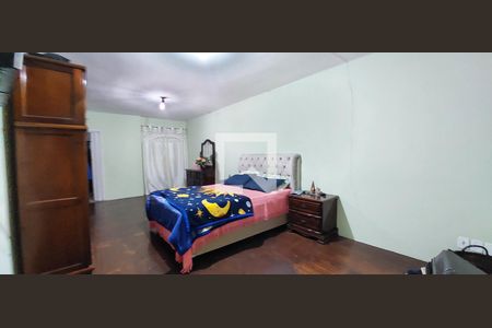 Quarto 1 suíte de casa para alugar com 3 quartos, 225m² em Jardim Europa, Santo André