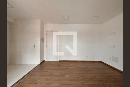 Sala de apartamento para alugar com 2 quartos, 54m² em Vila Metalúrgica, Santo André