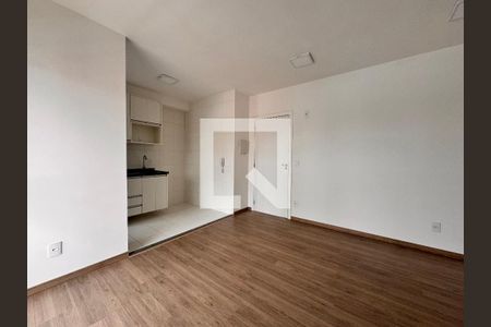 Sala de apartamento para alugar com 2 quartos, 54m² em Vila Metalúrgica, Santo André