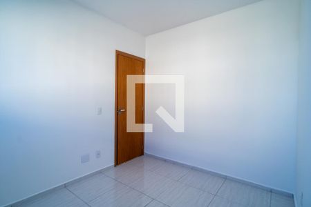 Quarto de apartamento para alugar com 2 quartos, 42m² em Zona Oeste, Sorocaba