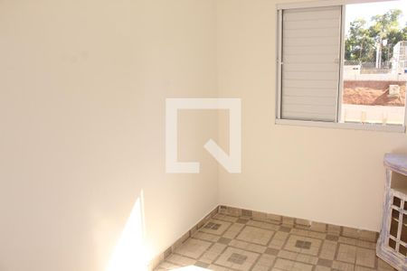 Quarto de apartamento para alugar com 2 quartos, 53m² em Cemucam, Cotia