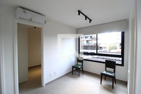 Sala de kitnet/studio para alugar com 2 quartos, 38m² em Moema, São Paulo