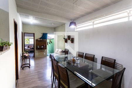 Sala 2 de casa à venda com 3 quartos, 400m² em Concórdia, Belo Horizonte