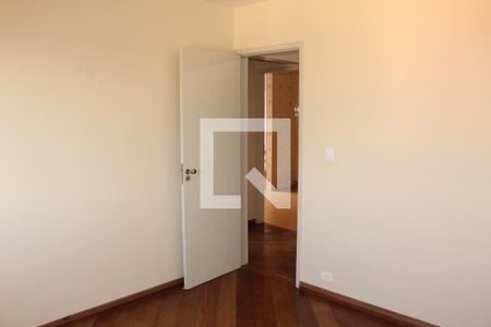 Quarto 1 de apartamento para alugar com 2 quartos, 55m² em Jardim Rio das Pedras, Cotia