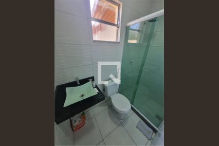 Casa à venda com 2 quartos, 170m² em Olaria, Rio de Janeiro