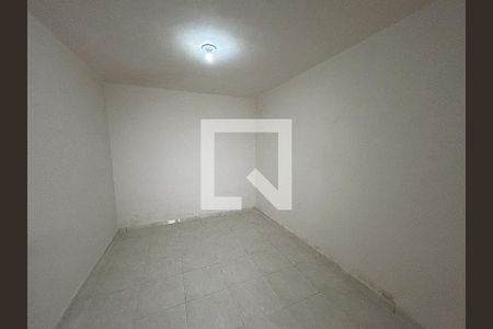 Quarto 2 de casa para alugar com 3 quartos, 100m² em Marechal Hermes, Rio de Janeiro