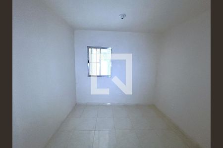 Quarto 1 de casa para alugar com 3 quartos, 100m² em Marechal Hermes, Rio de Janeiro