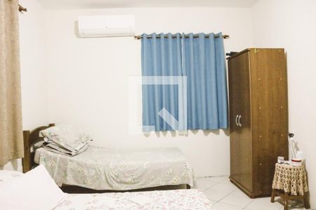 Quarto 1 de casa à venda com 4 quartos, 300m² em Vila Continental, São Paulo