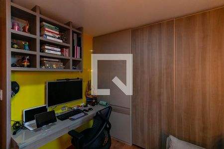 Quarto 1 de apartamento para alugar com 3 quartos, 120m² em Buritis, Belo Horizonte